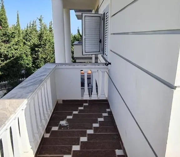 Skylark - Free Parking * Dhërmi